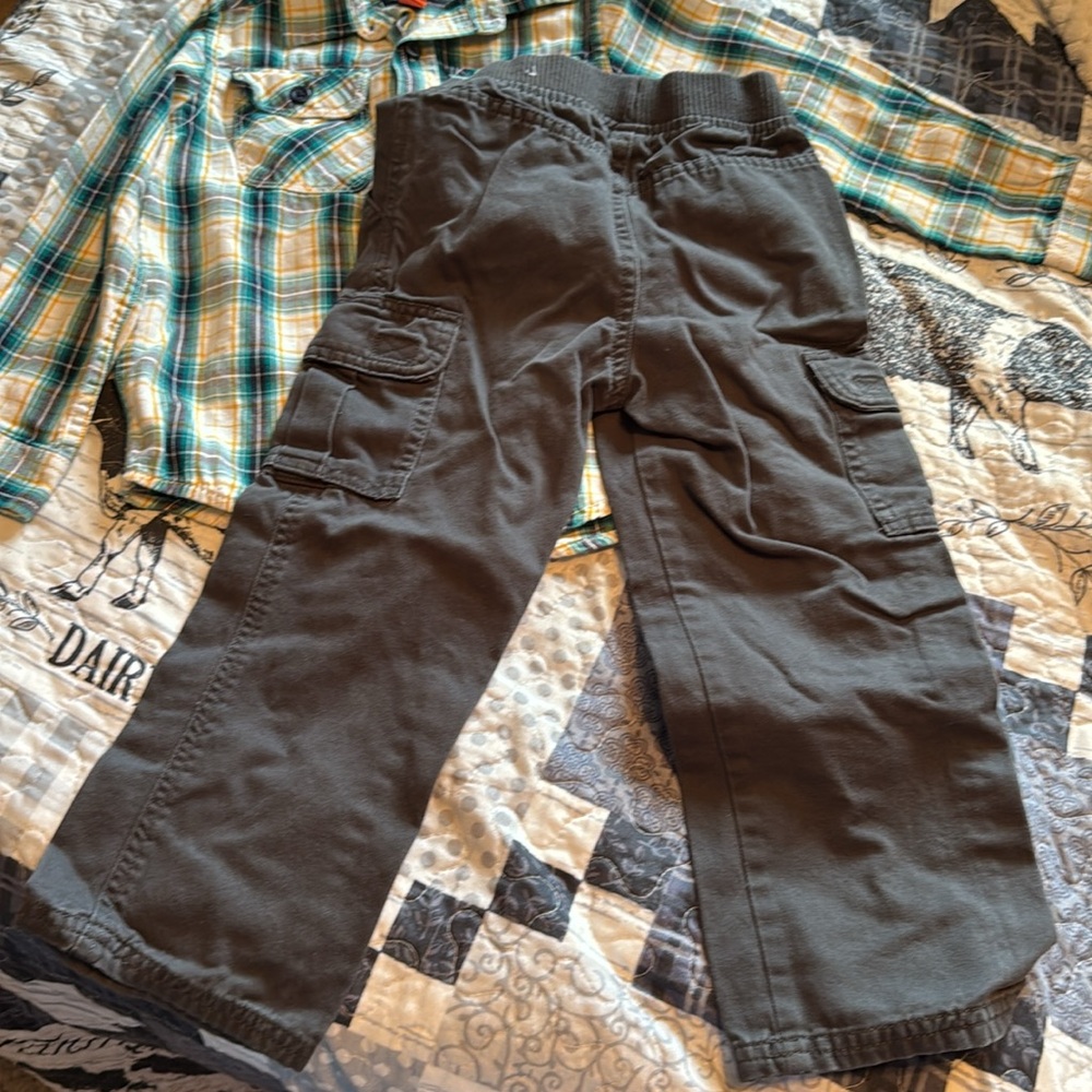 Outfit - Picture 4 of 7